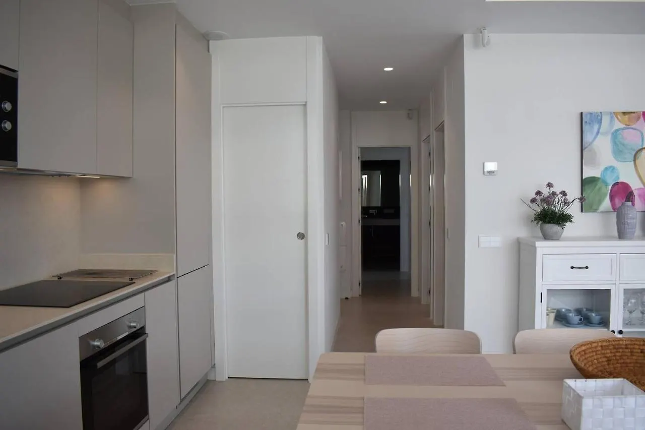 Luxury Complex Beachfront Apartment, Infinity Pool, Sauna, Gym And Large Terrace Torremolinos