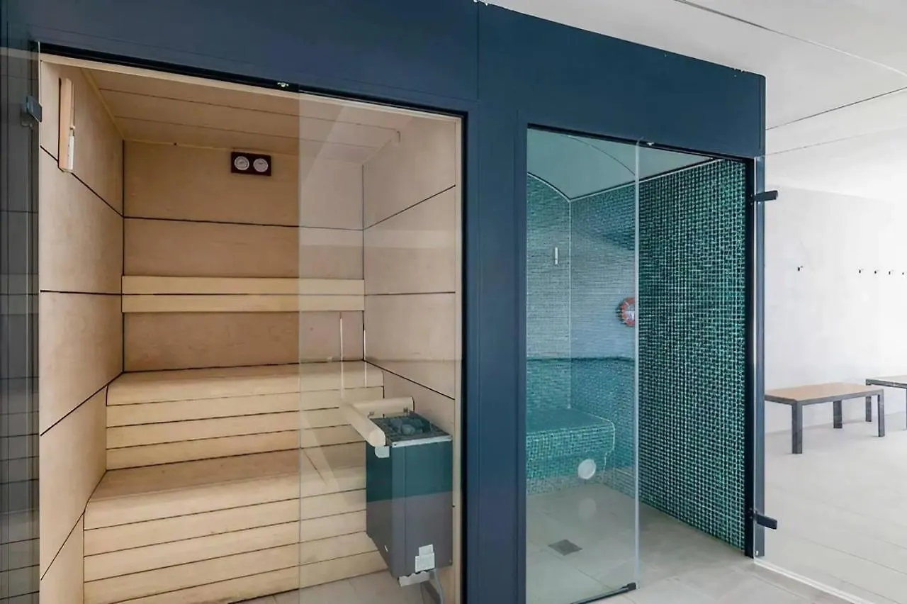 Apartment Luxury Complex Beachfront Apartment, Infinity Pool, Sauna, Gym And Large Terrace Torremolinos